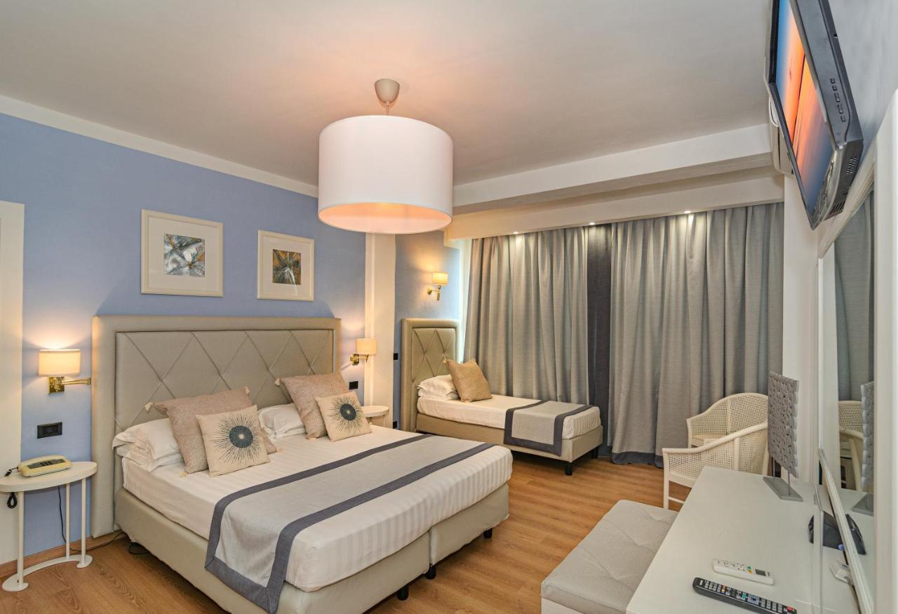Raffaelli Park Hotel Forte dei Marmi Bagian luar foto