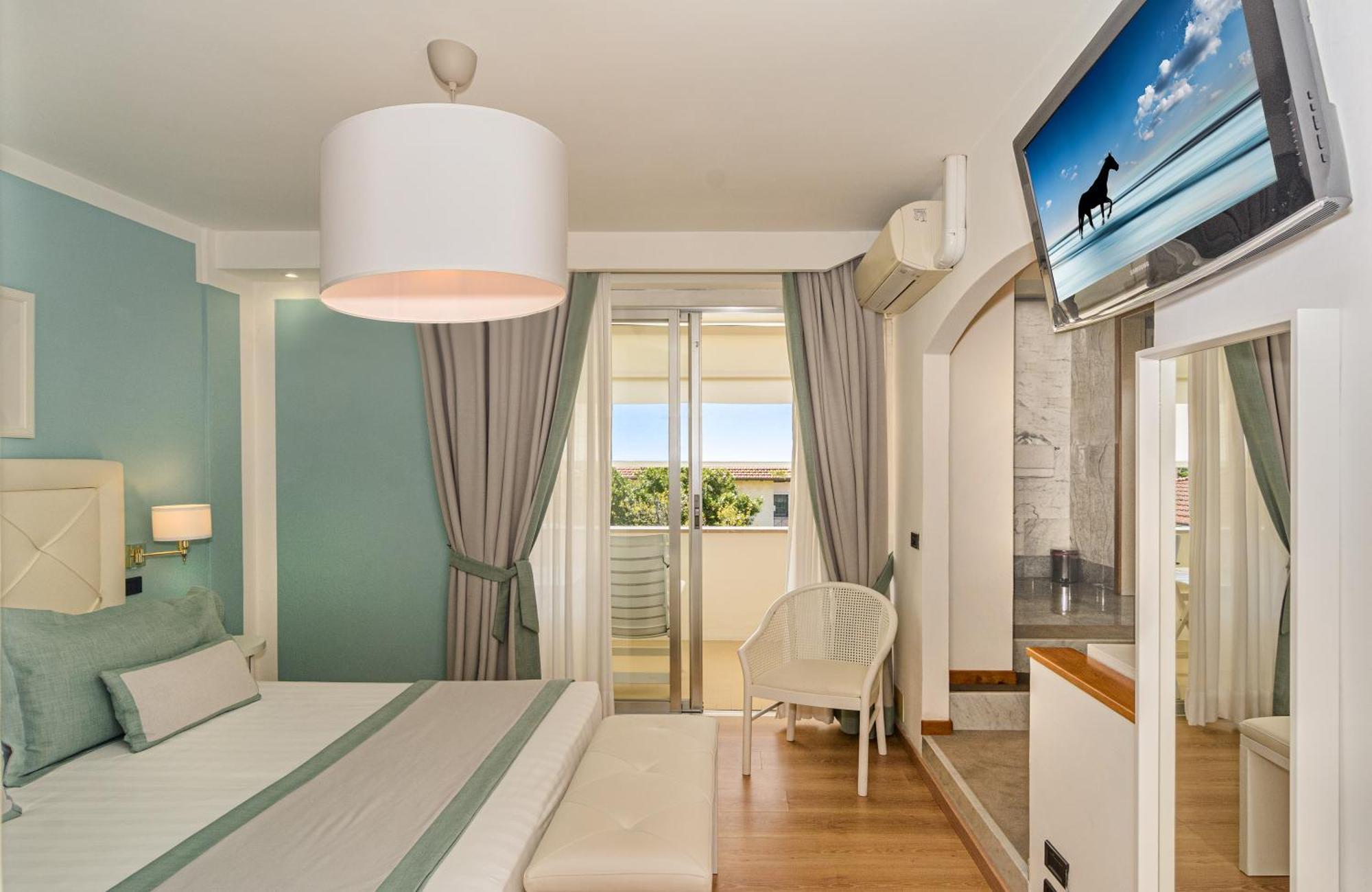 Raffaelli Park Hotel Forte dei Marmi Bagian luar foto