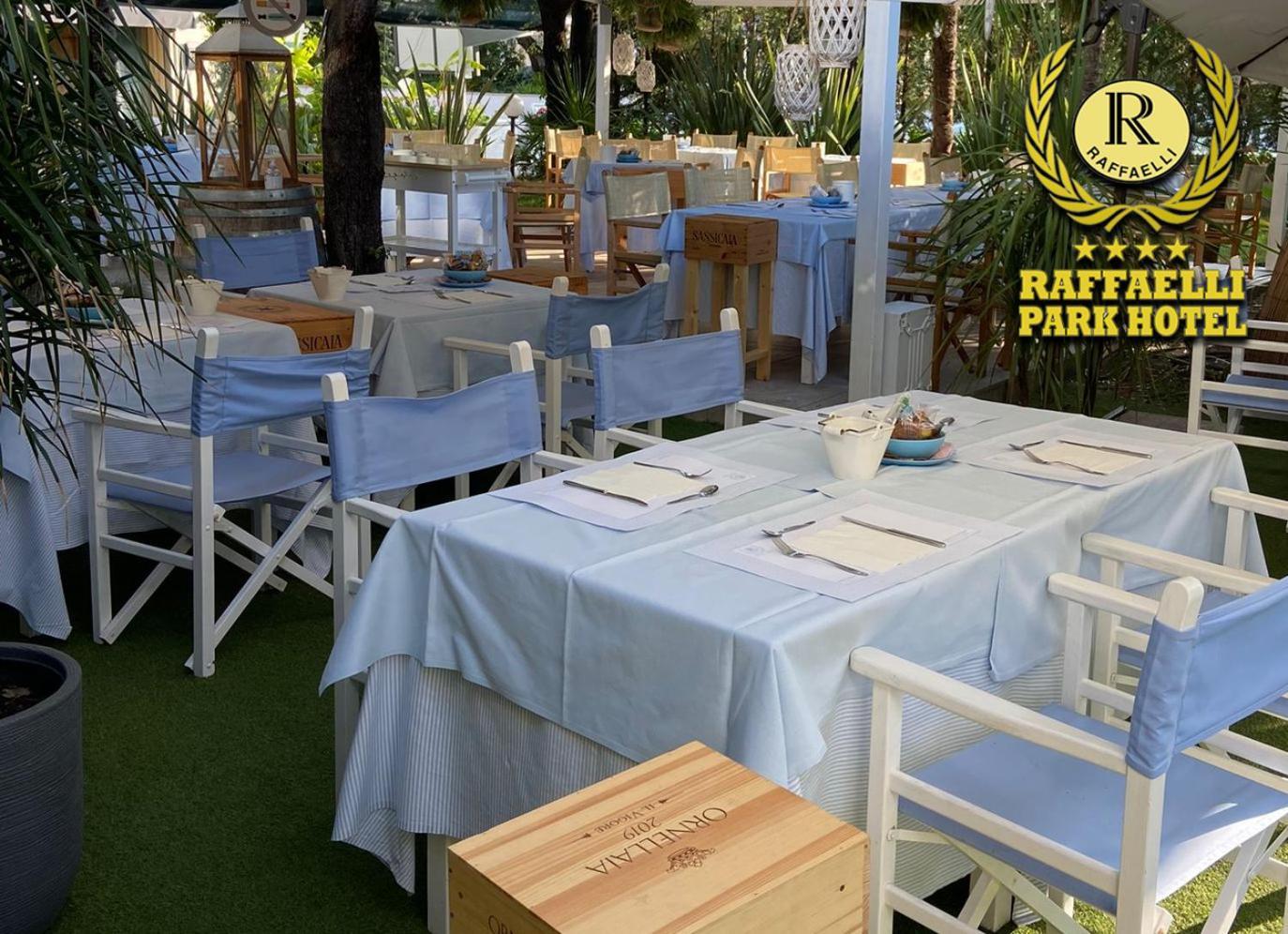 Raffaelli Park Hotel Forte dei Marmi Bagian luar foto