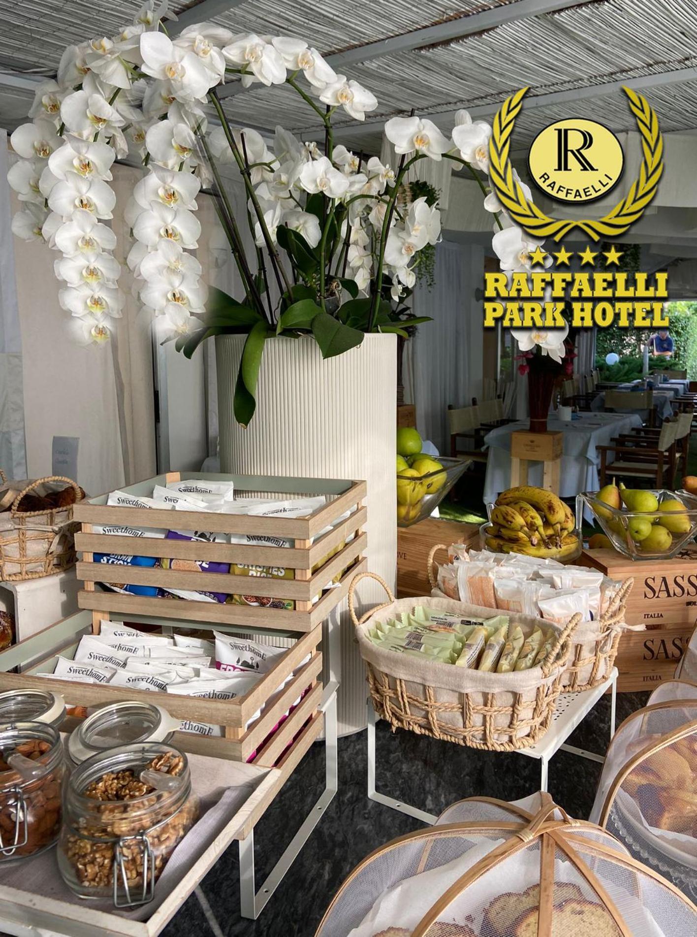 Raffaelli Park Hotel Forte dei Marmi Bagian luar foto
