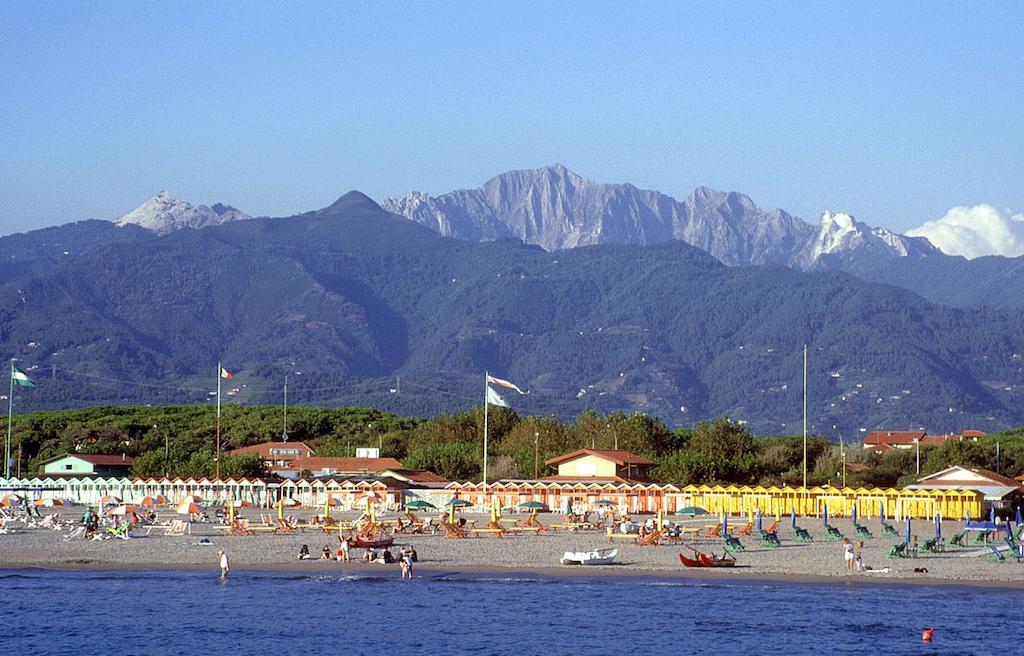 Raffaelli Park Hotel Forte dei Marmi Bagian luar foto