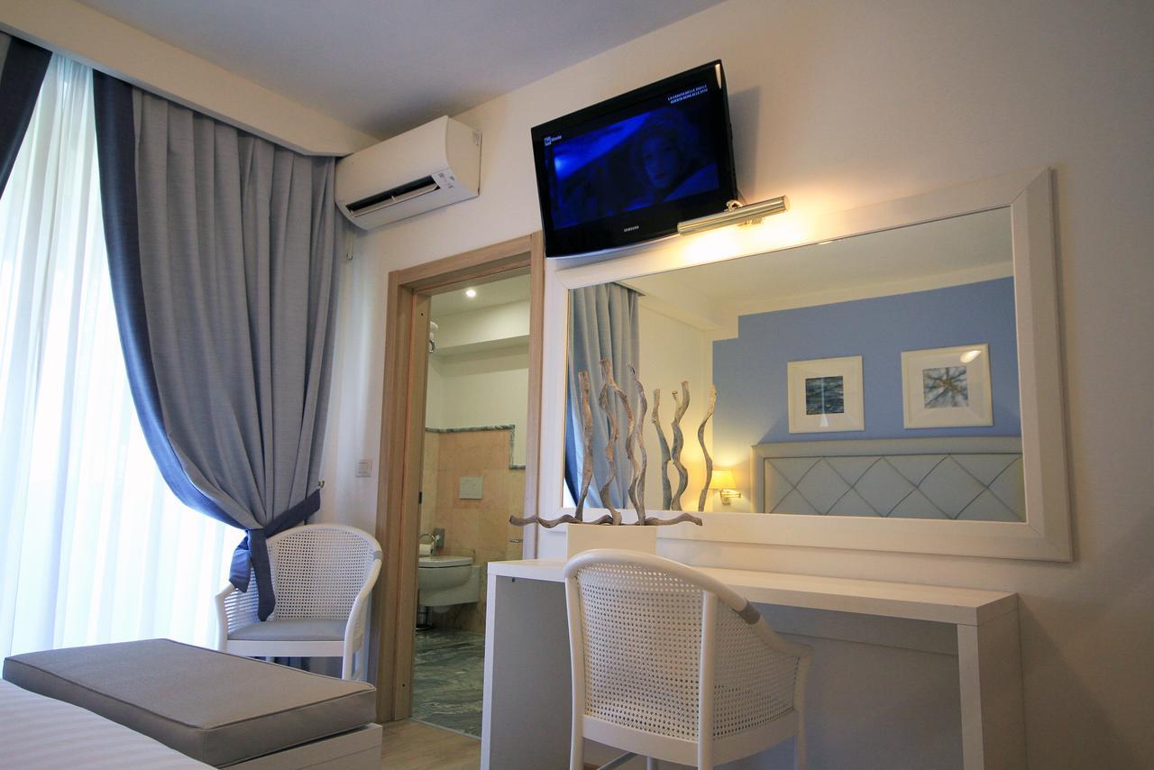 Raffaelli Park Hotel Forte dei Marmi Bagian luar foto