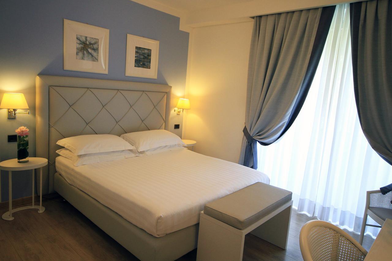 Raffaelli Park Hotel Forte dei Marmi Bagian luar foto